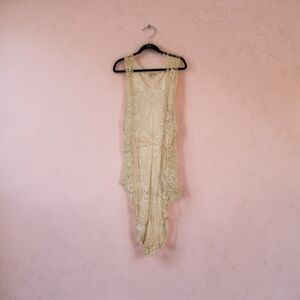 Elegant Cream Lace Women's Sleepwear